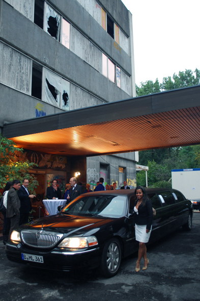 Limousine vor dem DDR-Gästehaus