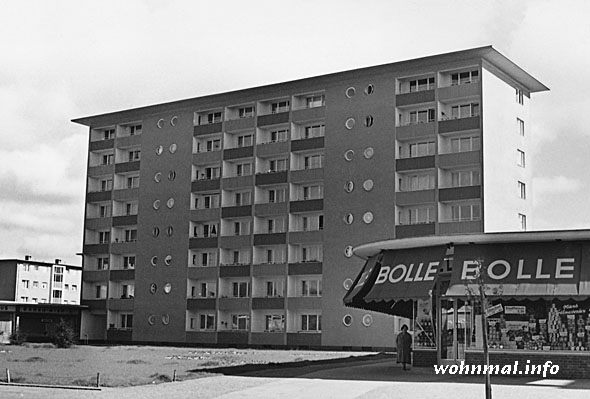 Hochhaus an der Seegefelder Straße in Spandau 1957