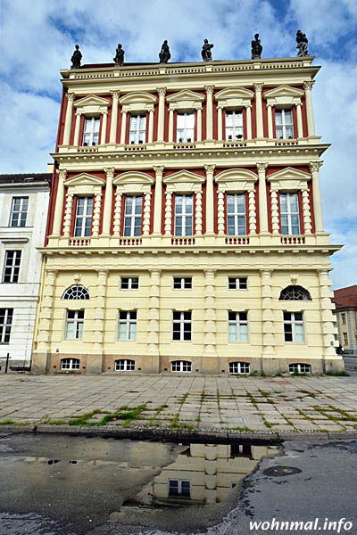 Hiller-Brandtsche Häuser Potsdam Fassade an der Dortusstraße